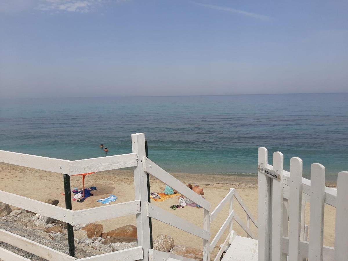 Villetta Sul Mare カーポ・ヴァチカーノ エクステリア 写真